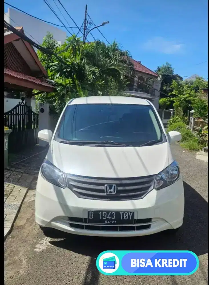 Honda FREED SD 2012