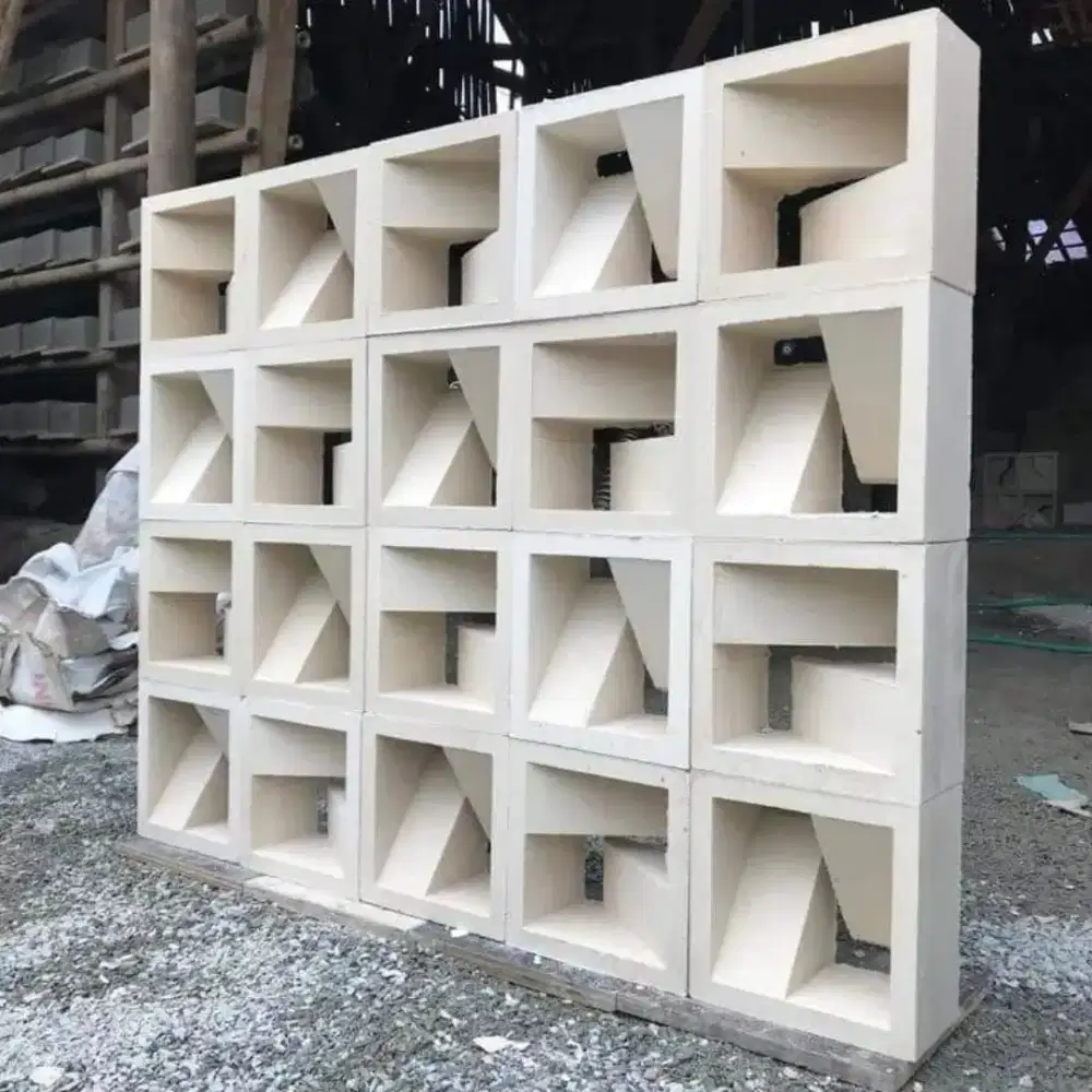 Roster beton 20x20cm tebal 10cm