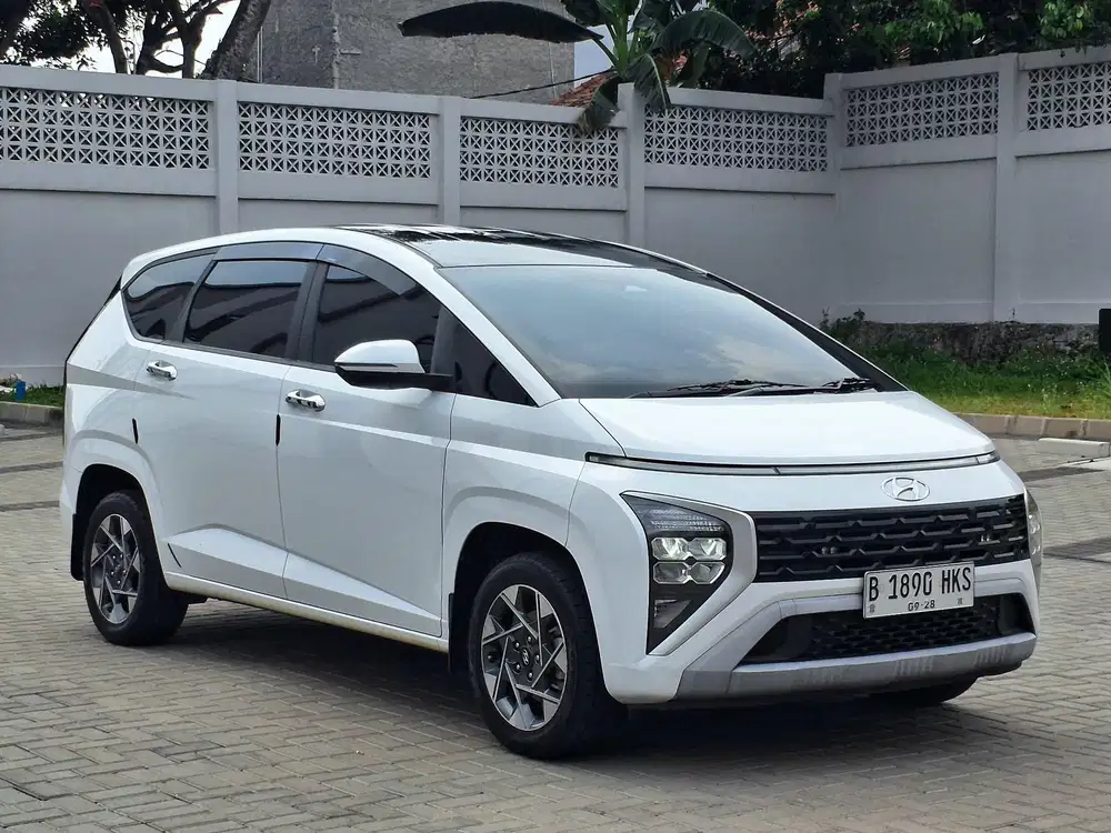 Hyundai Stargazer Prime twotone 1.5 AT 2023
Warna Putih
Km 51Rb