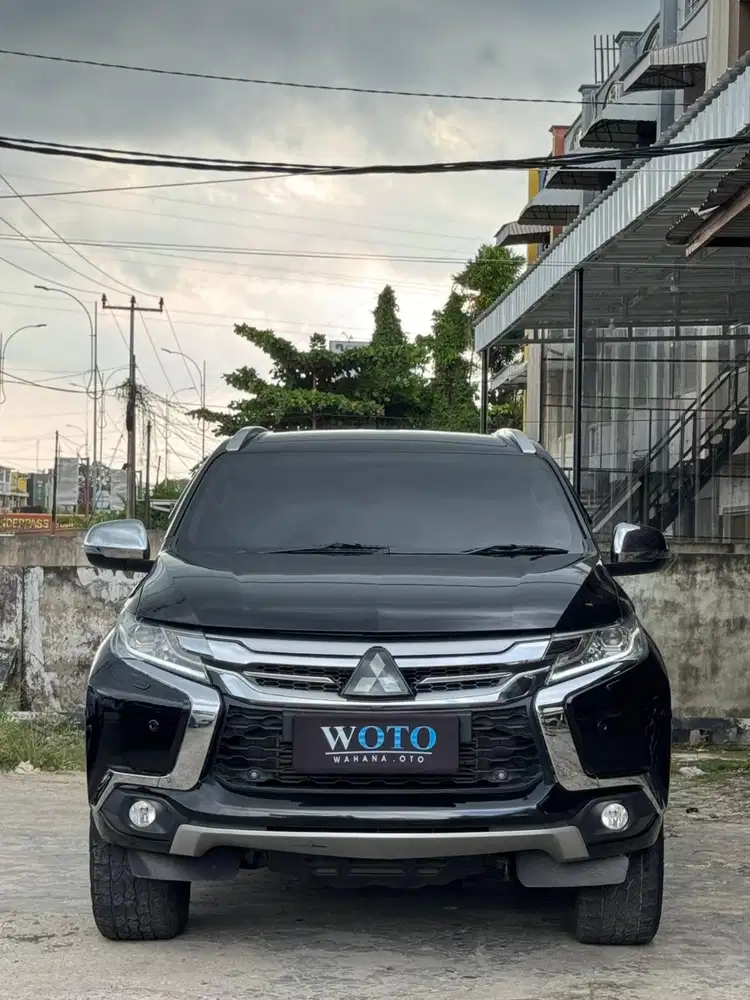 [ ULTIMATE ] Mitsubishi Pajero Sport Dakar 4x2 Ultimate 2018