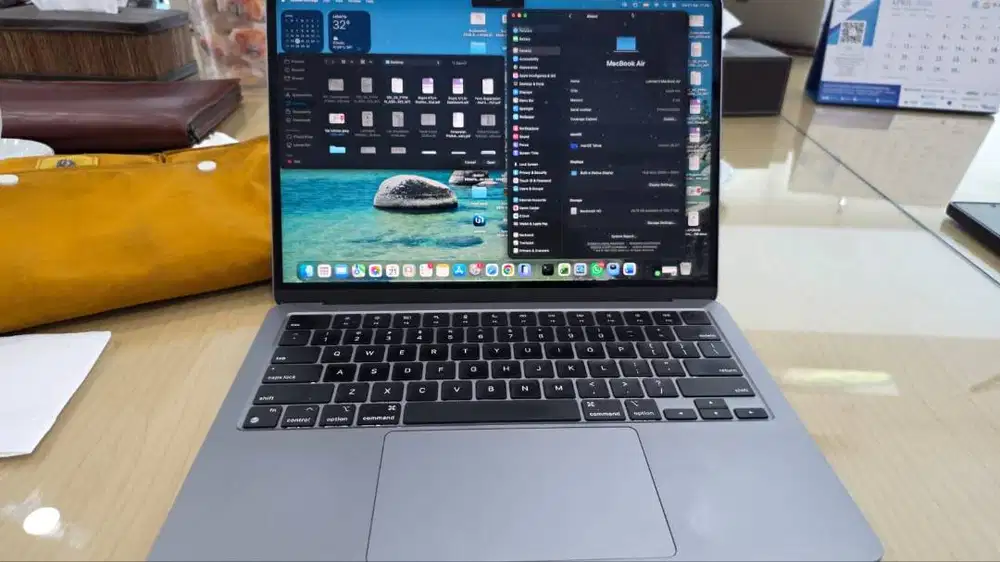 MacBook Air M3 Apple 8GB/256GB second