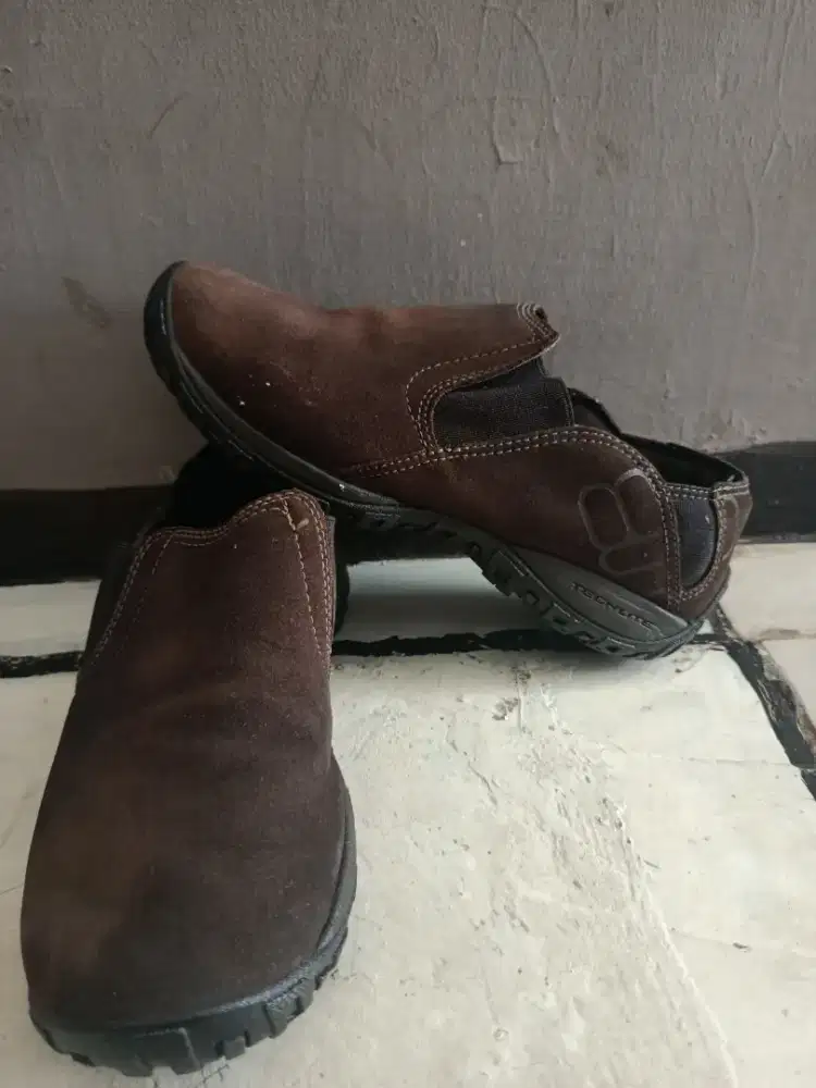 SEPATU OUTDOOR COLUMBIA