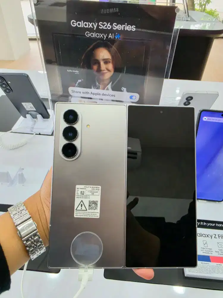 NEW!! Samsung Z Fold 7 12/256GB Promo Cashback