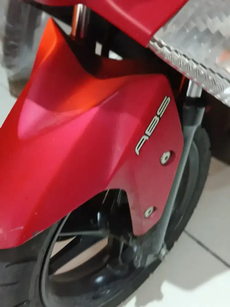 NMax 2018 Merah Maron