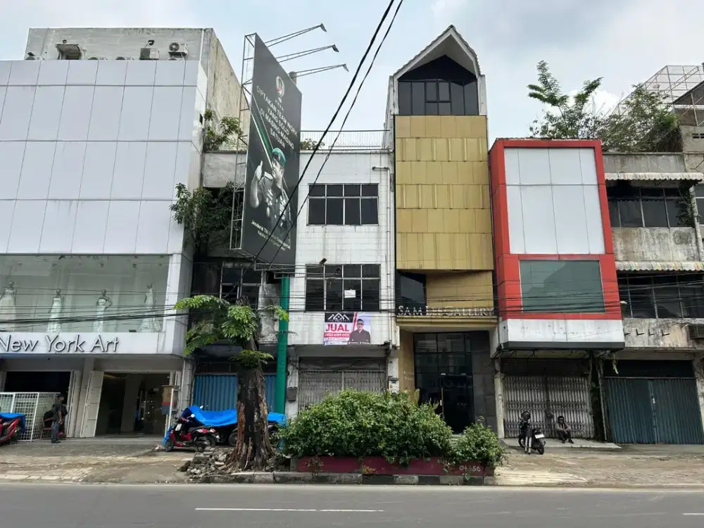 Ruko di Jalan Serdang ( HM Yamin - Dekat New York Art )