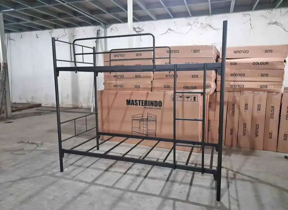 Jual ranjang susun besi 2set bekas