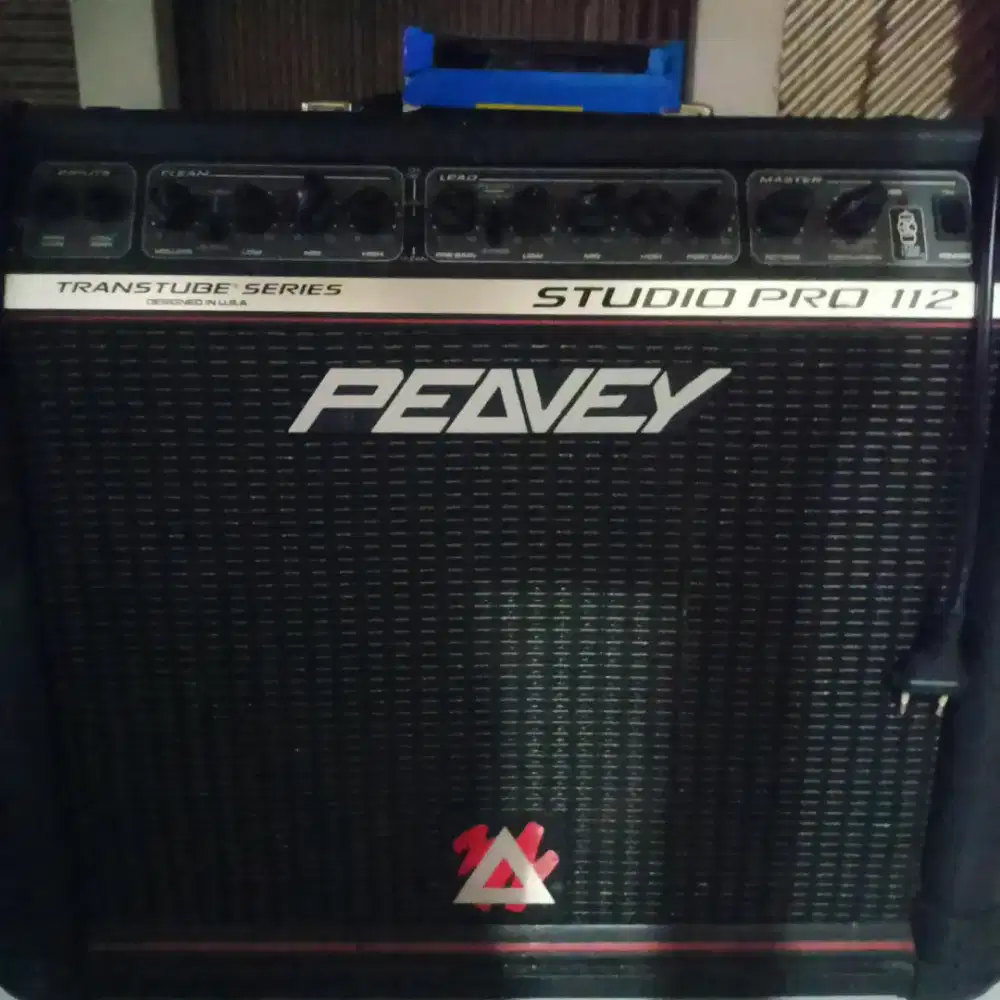Sound Peavey Studio Pro 112