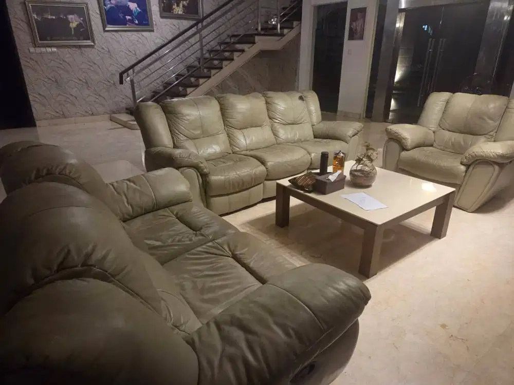 Set Sofa Kulit - Warna Cream