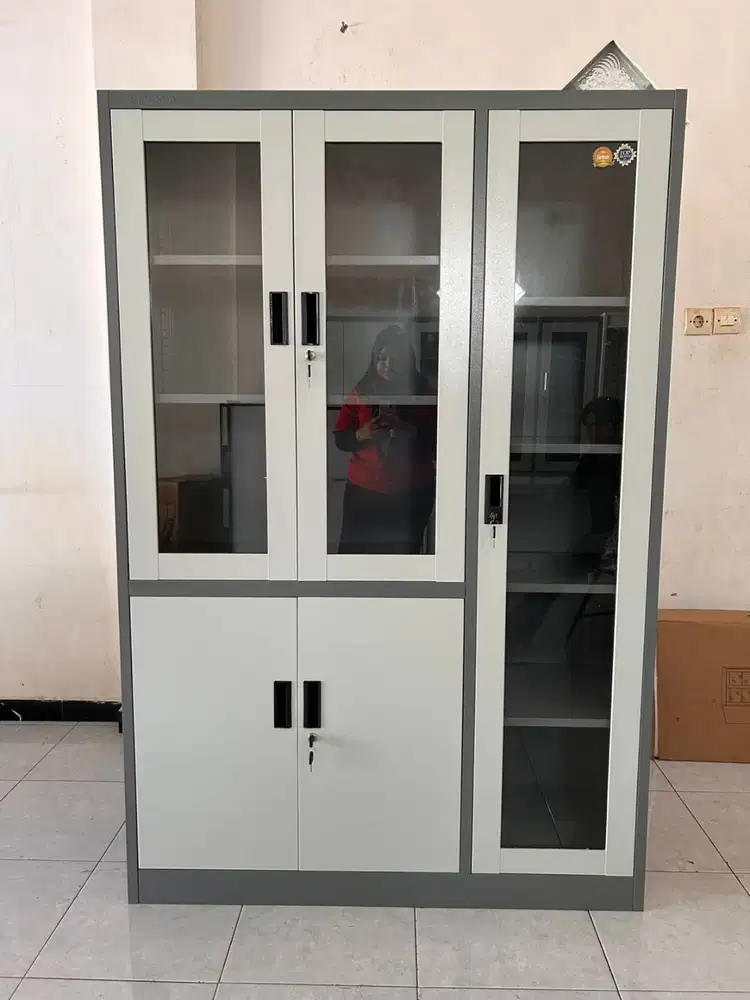 PROMO LEMARI ARSIP BESI 3 PINTU 3 PINTU SALE TERMURAH GRATIS ANTAR