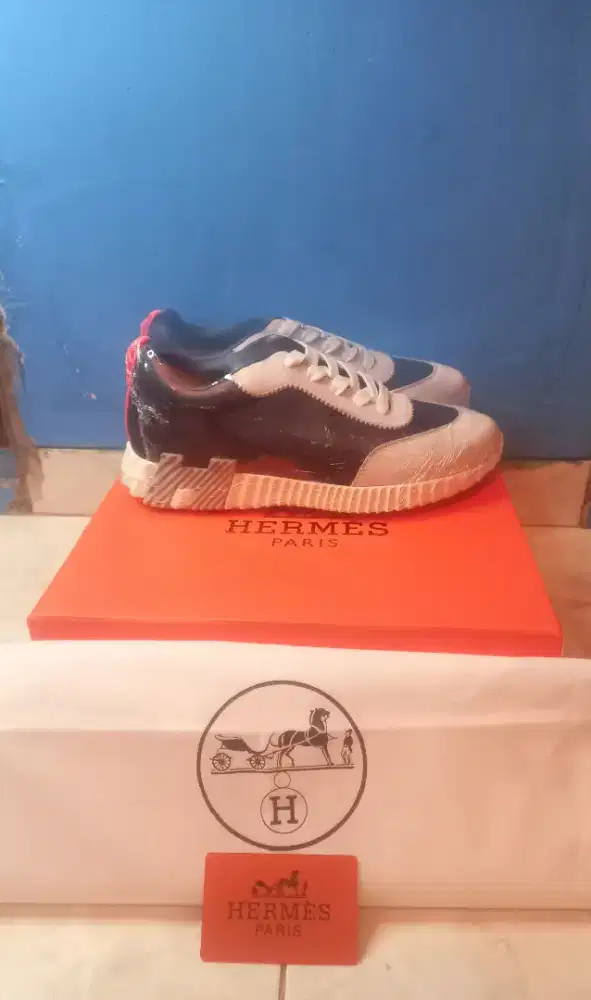 Jual cepat murah sepatu baru Hermes Bounching Paris original italy