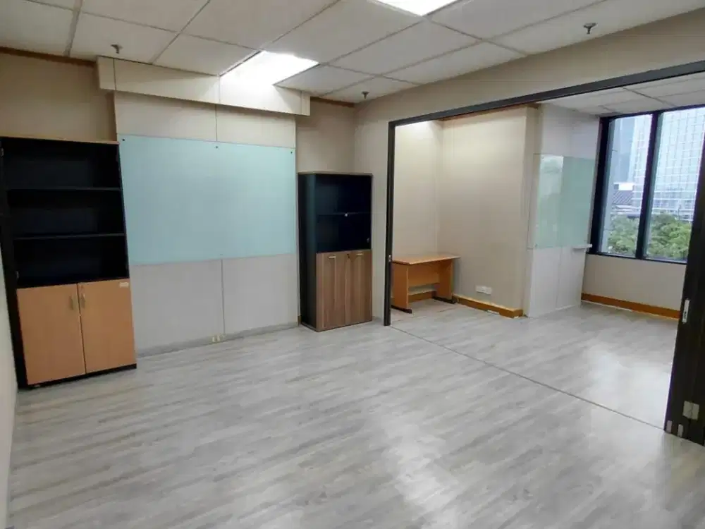 SEWA KANTOR DI JAKARTA SELATAN KUNINGAN 154M2 FITTED 100K NEGO
