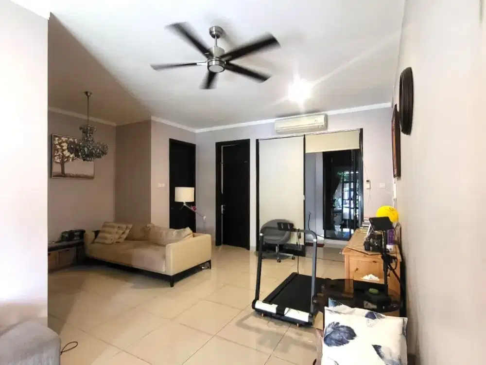 Rumah Rapih Semi Furnished Legalitas SHM Lokasi Strategis di Bintaro Tangsel