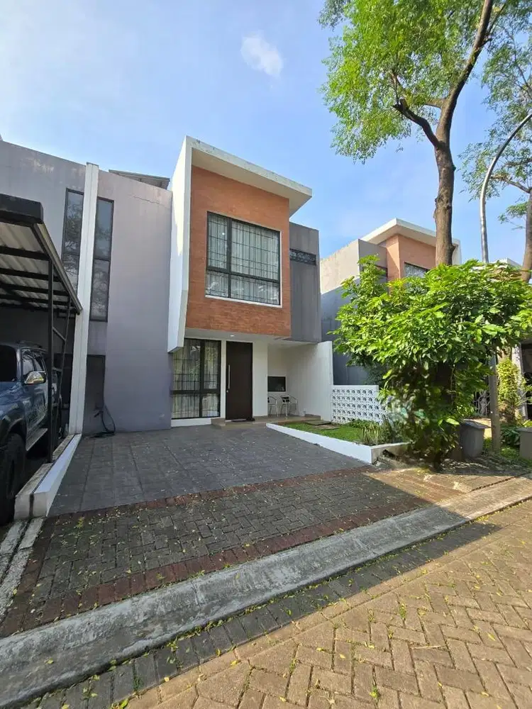 HOT SALE!!!RUMAH SIAP HUNI LOKASI STRATEGIS AMAN DAN NYAMAN