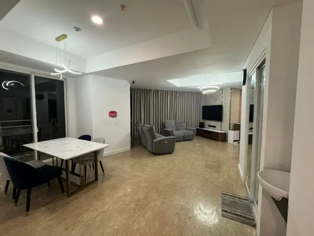 Sewa Apartemen Royale Suites Springhill Kemayoran Jakarta Pusat – Furnished 3BR