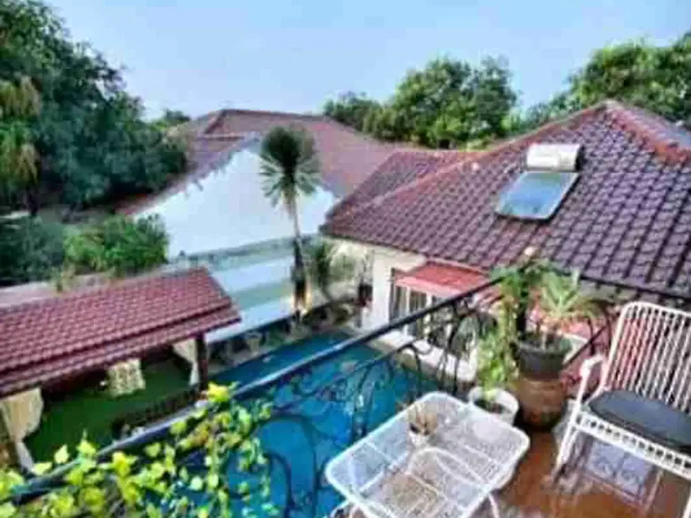 Rumah Rapih LT 250 Siap Huni Ada Kolam Renang Di Harjamukti Depok ( Dekat LRT )