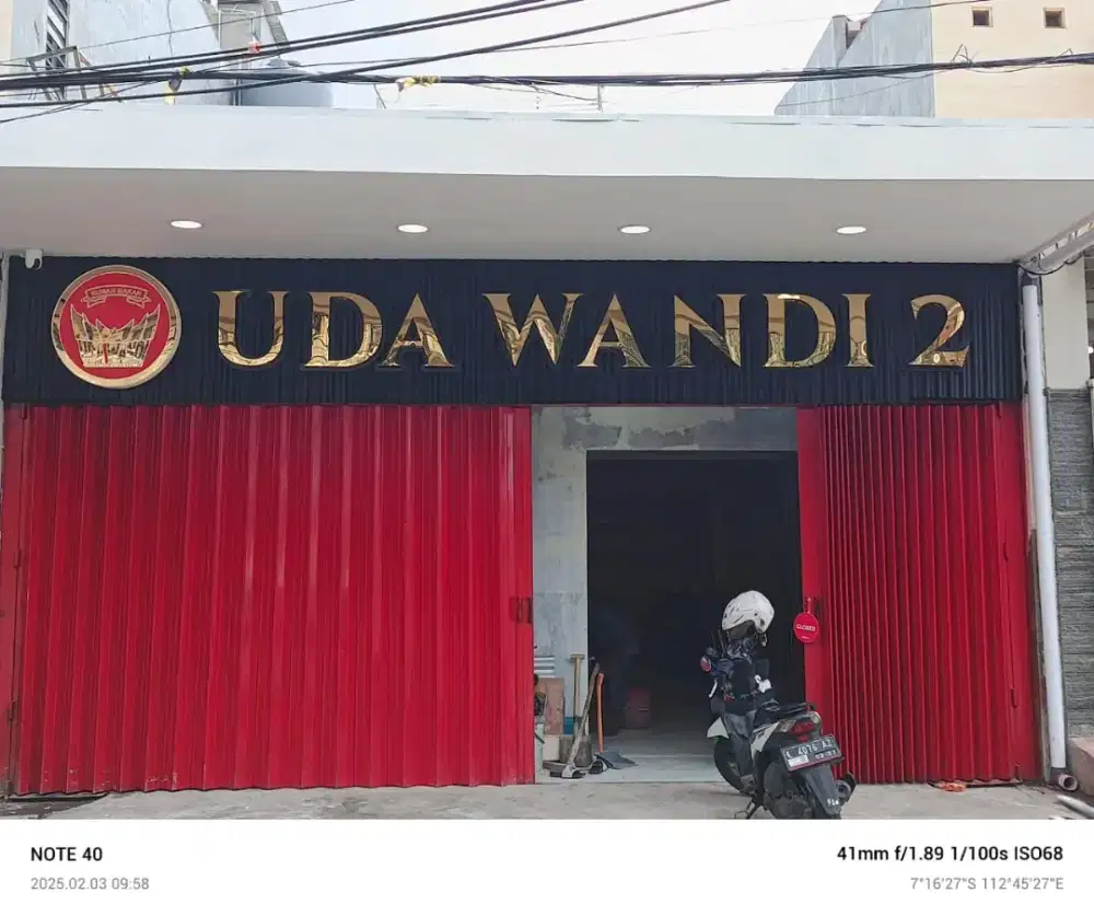 Di Cari Cleaning, Waiter dan bagian dapur usia maksimal 35 th