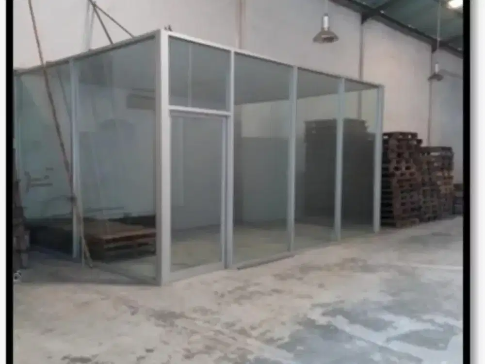 Dijual Gudang Mutiara Margomulyo Strategis Siap Pakai