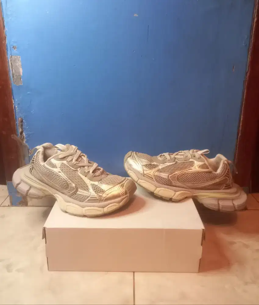 Jual cepat murah sepatu balenciaga 3XL istimewa langka original italy