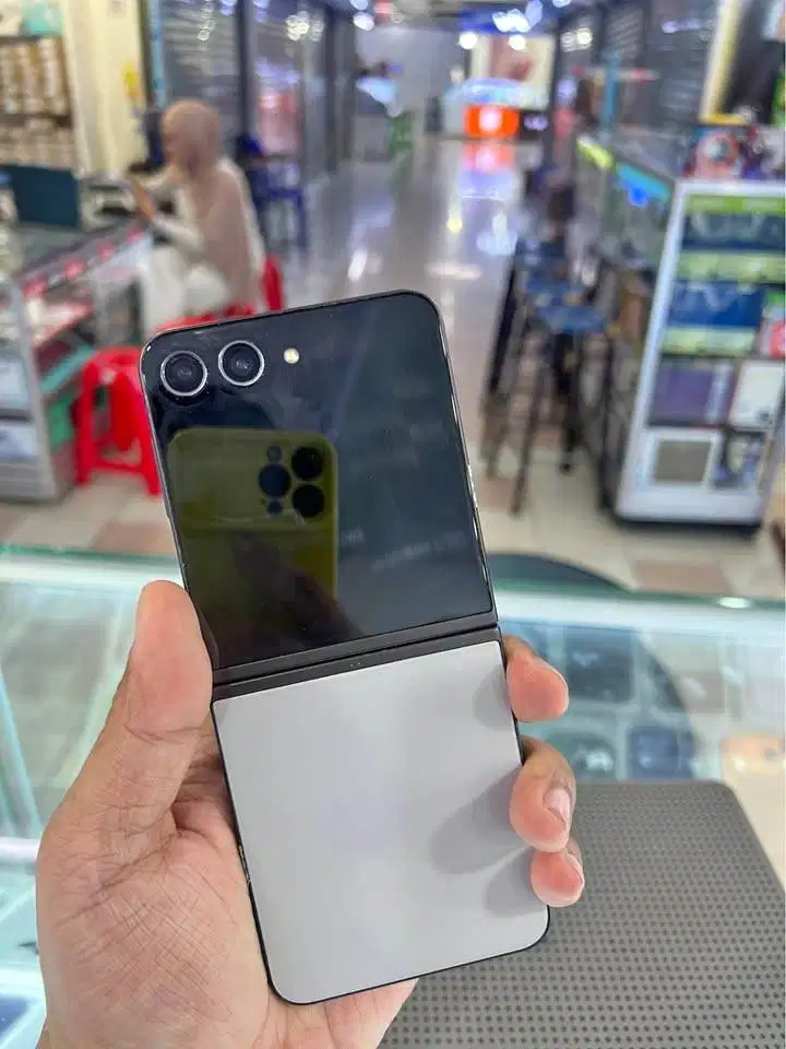 Samsung Z FLIP 5 8/512 GB (Grey) Jossjiss