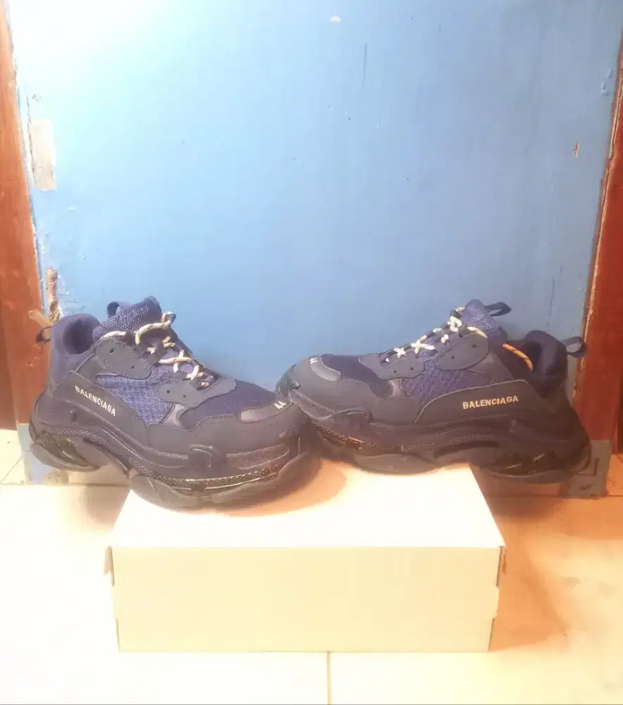 Jual cepat murah sepatu balenciaga triple s original italy
