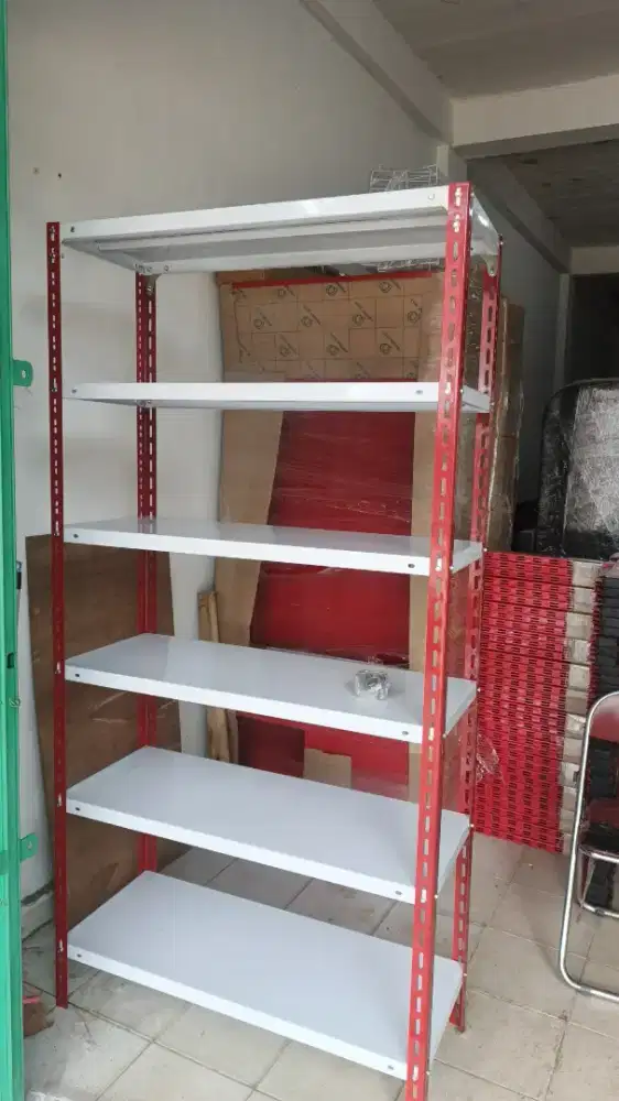 Rak gudang siku besi