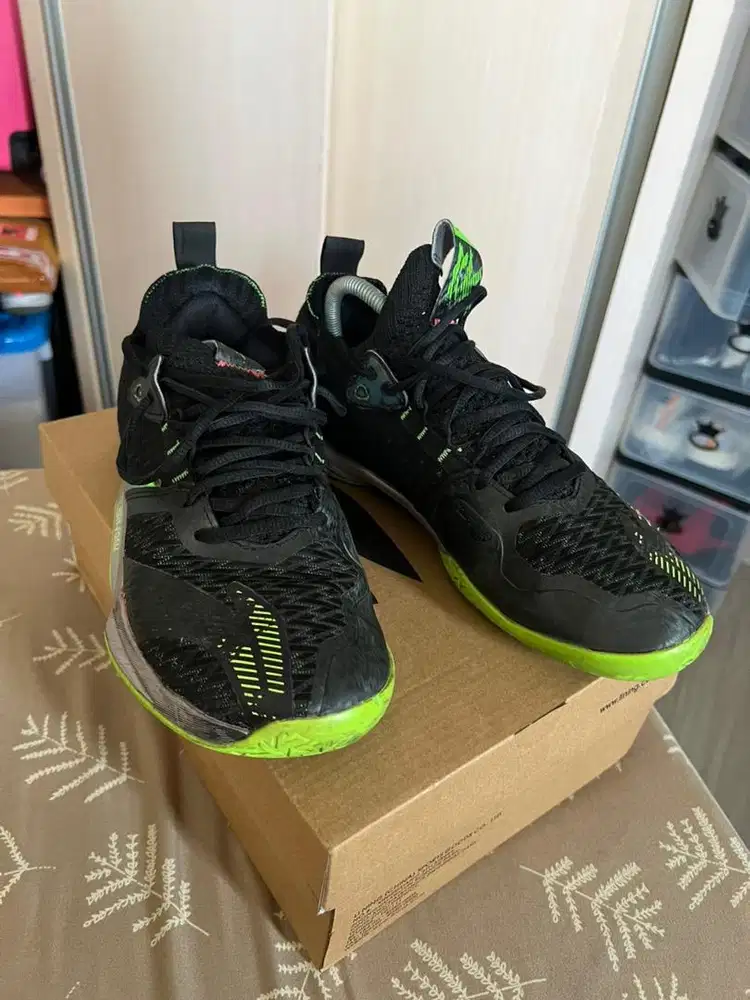 Sepatu lining ranger IV 42 (26,5)