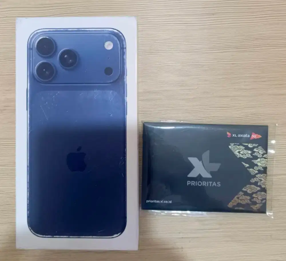 Dijual iPhone 17 ProMax 256GB Deep Blue kondisi baru, segel green peel