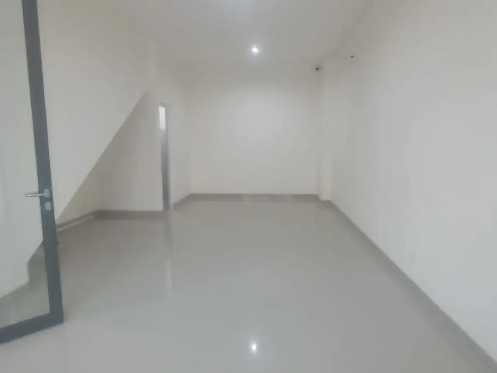 Disewakan Ruko Verona Junction Gading Serpong