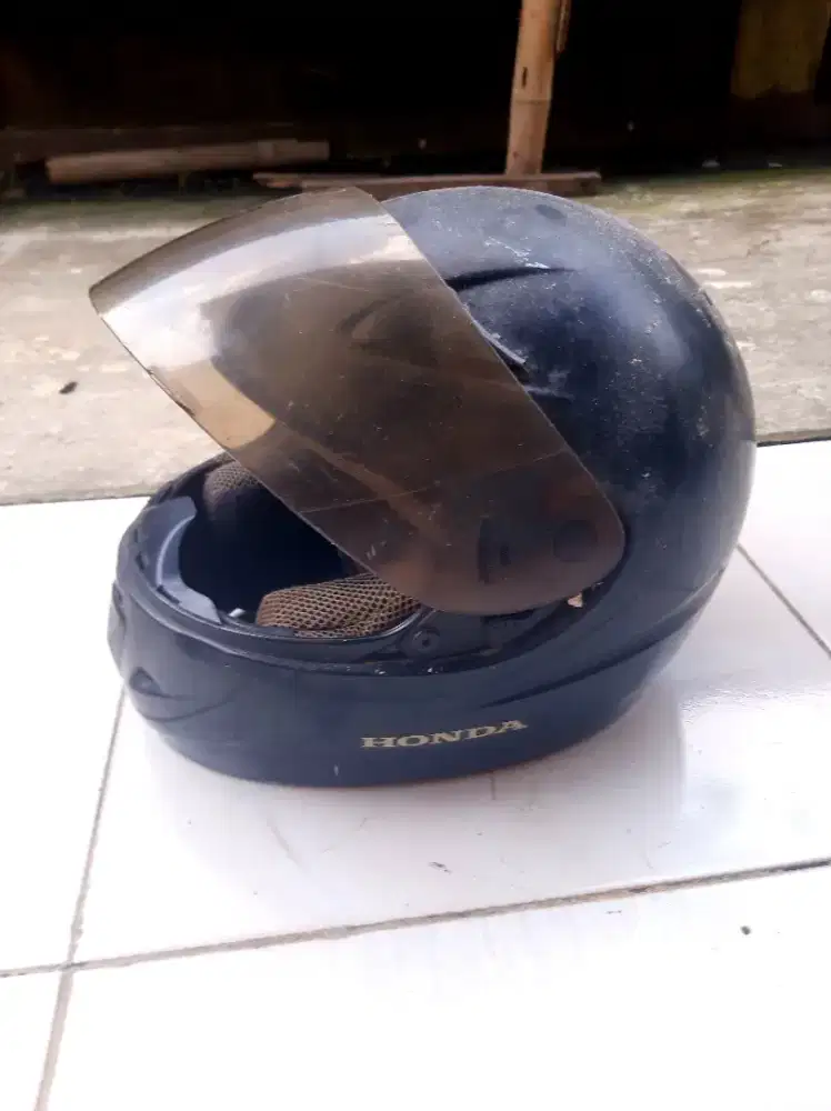Helm full face honda