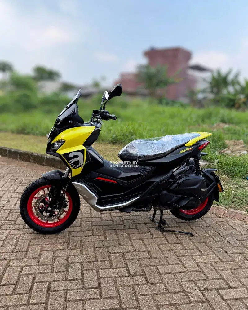 APRILIA SR GT 200 2022 BERGARANSI