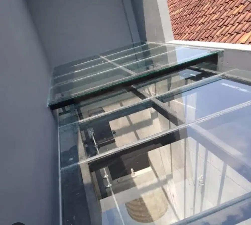 Kanopi sliding kaca otomatis