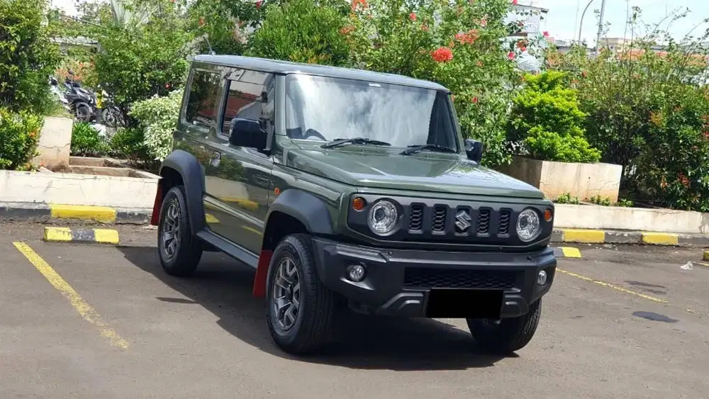 Low Km.19rb Suzuki Jimny 1.5 4x4 3Door AT 2023 Hijau