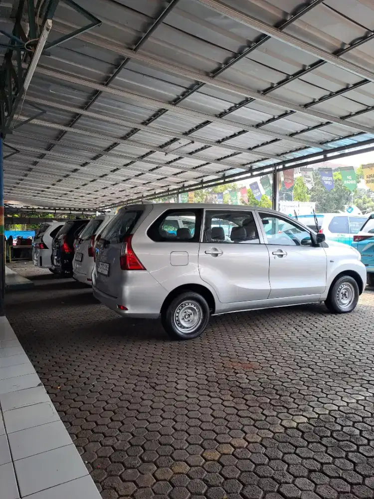 Sales Mobil Bekas Taxi Bluebird