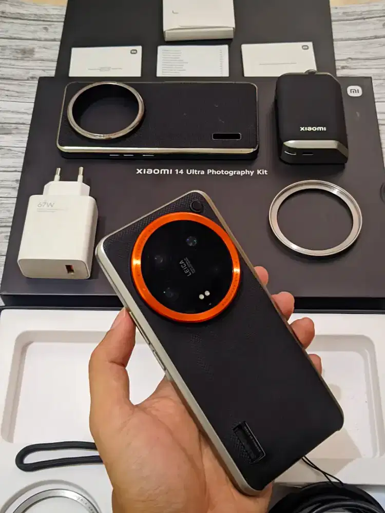 Xiaomi 14 Ultra 5G Ram 16/512 with Photografhy KIT by Leica
