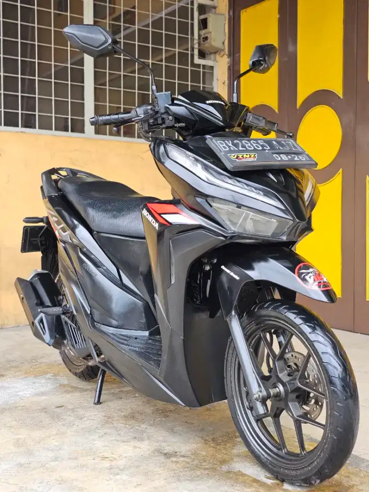 Honda Vario / Vario 125 CBS ISS 2022, Black Premium Metalic.
