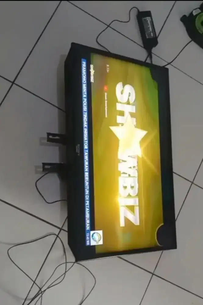 TV LED DIGITAL PLUS ANTENA DIGITALNYA merek SONY