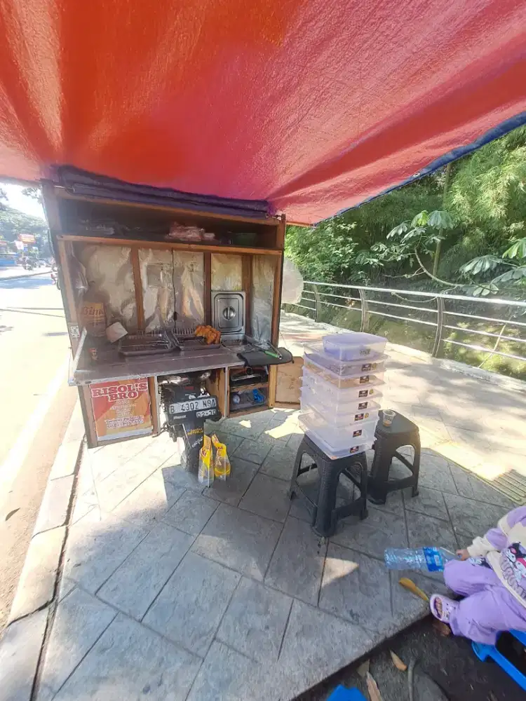 LOWONGAN PENJUAL RISOL DI LAPAK