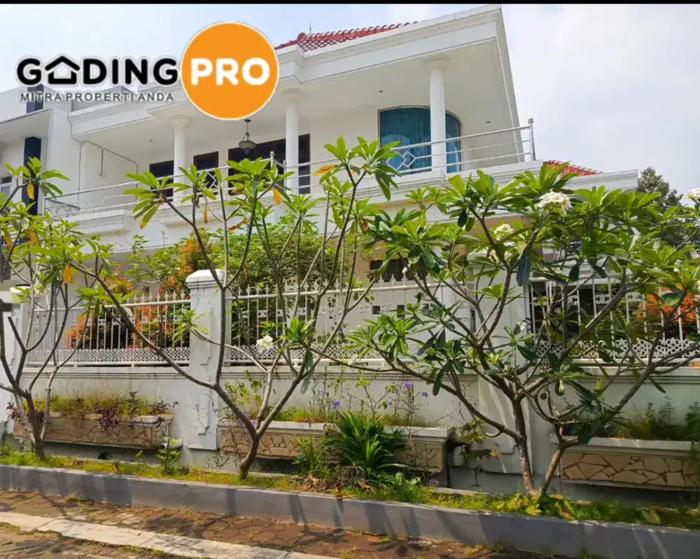 For Sale Rumah Clasic hook di Raffles Hills Cibubur semi furnish