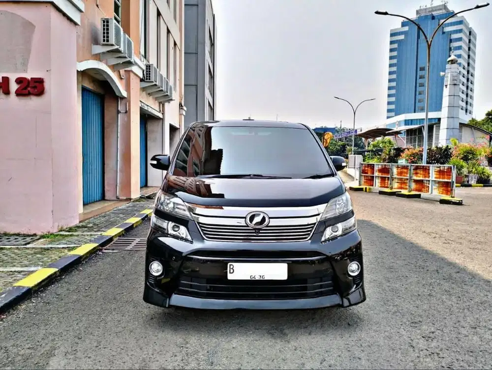 Toyota Vellfire ZG PS 2014 Low KM