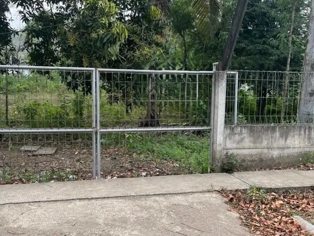 Tanah pinggir jalan raya sentral Kuta Mandalika