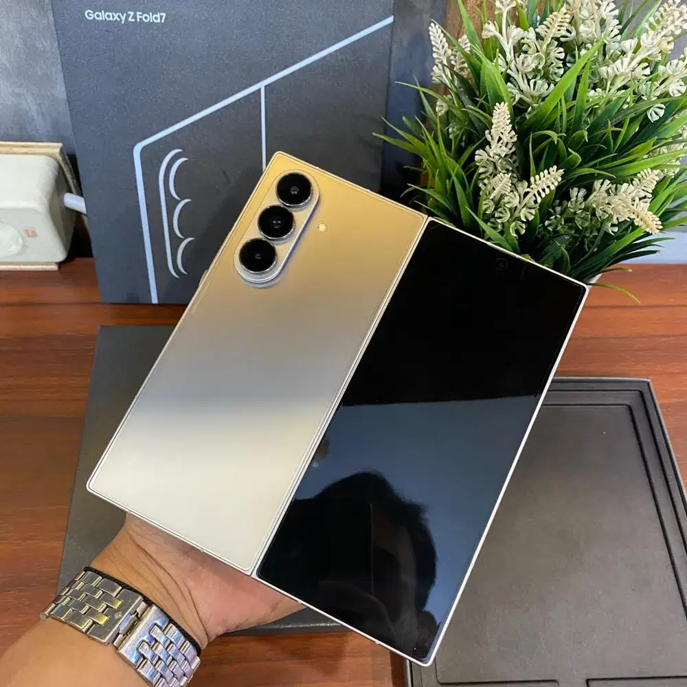Samsung Galaxy Z Fold7 12/256 Silver Shadow Garansi Resmi Sein