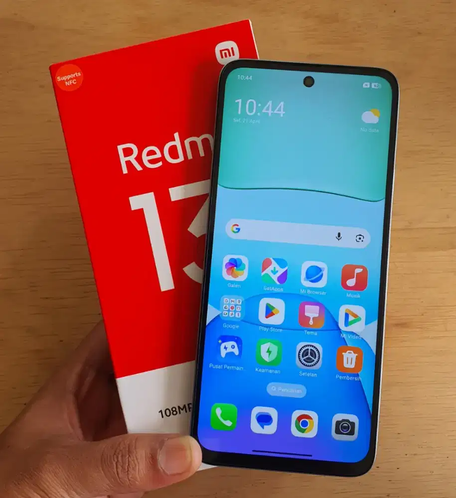 Redmi 13 8+8/128 like new