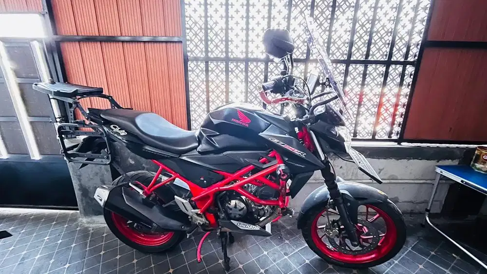 Motor Honda CB 150R