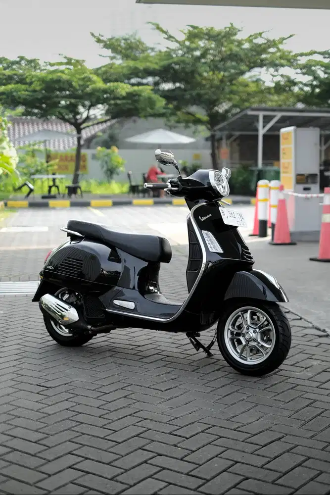 JUAL VESPA MATIC BEKAS/SECOND GTS 2024 MURAH BERGARANSI