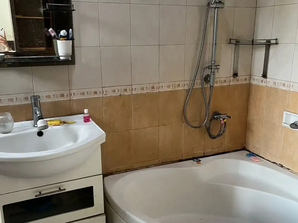 DISEWAKAN CEPAT RUMAH DI HAWAI DI CITY RESORT RESIDENCES