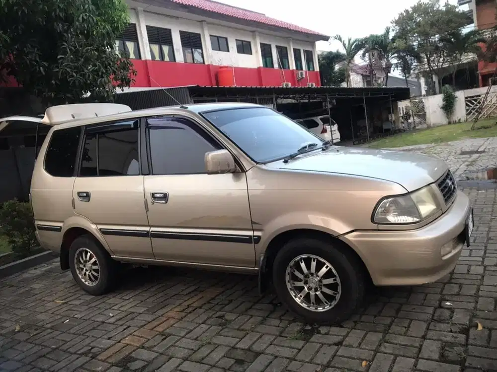 Jual mobil kijang