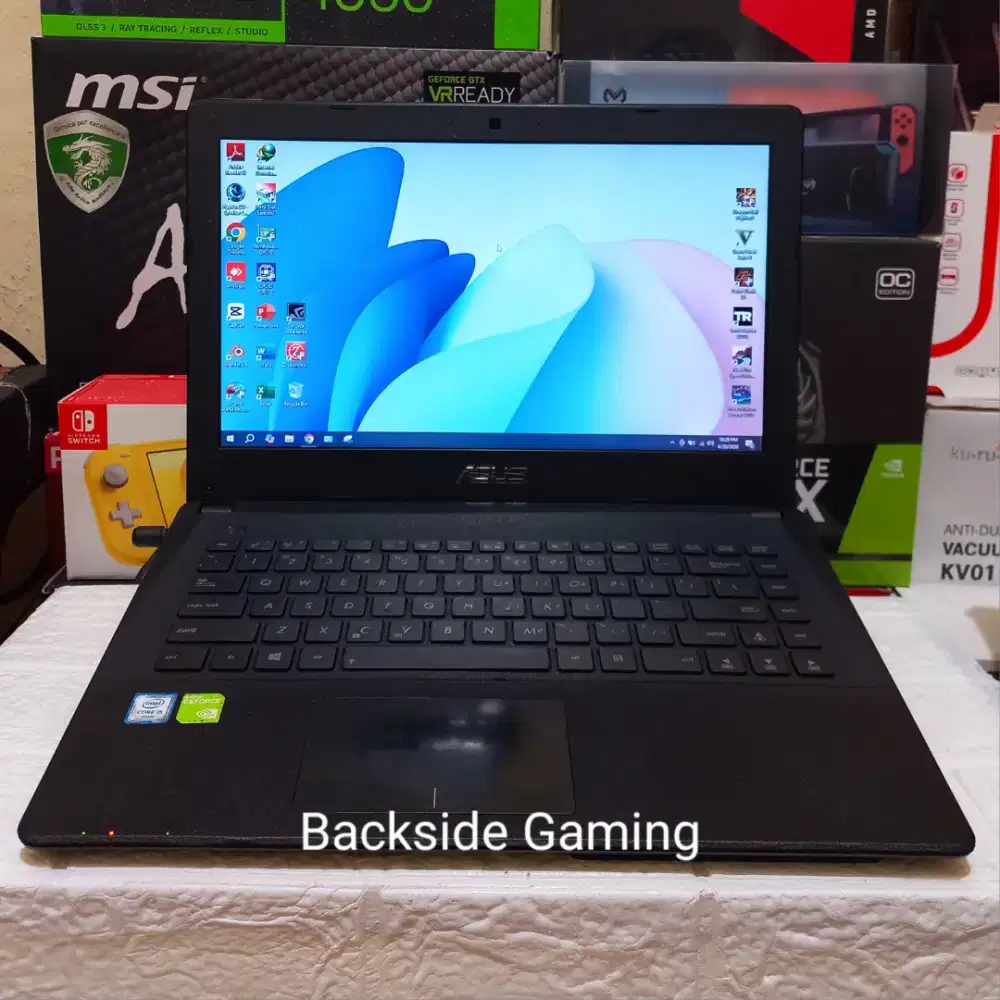 Laptop Asus Core i5 Dual VGA