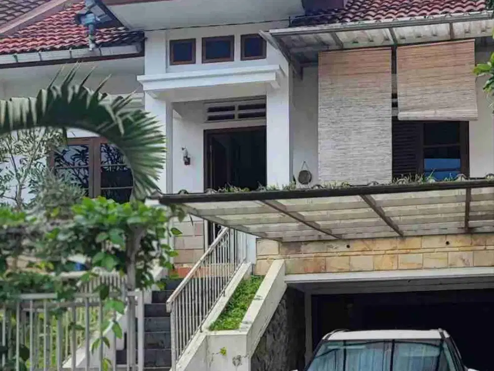rumah 2lantai semi furnished view bandung di pondok hijau setiabudhi bandung