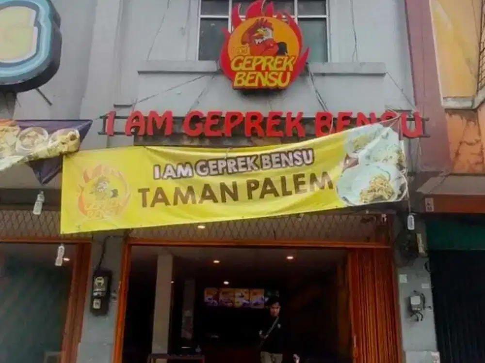 Disewakan ruko gandeng 2 taman palem lestari