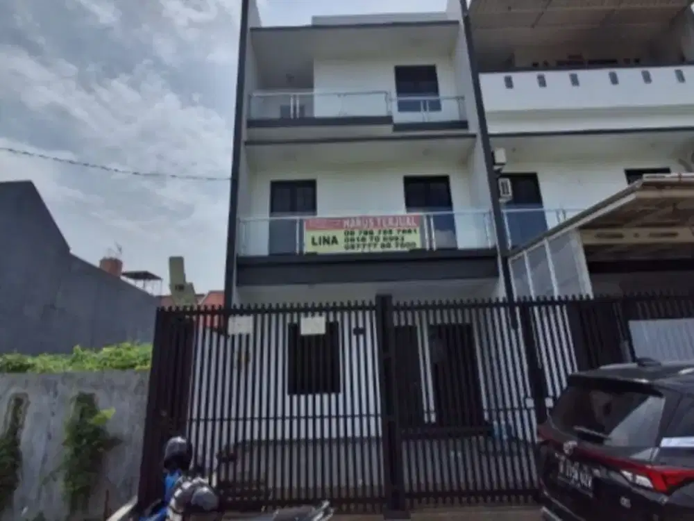 DIJUAL CEPAT RUMAH DI TAMAN SURYA 5